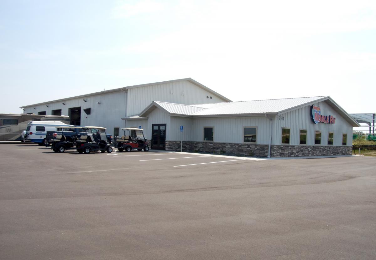 Noble RV, Rochester, Minn. 0208