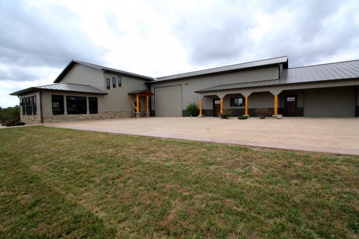 Rustic Shouse